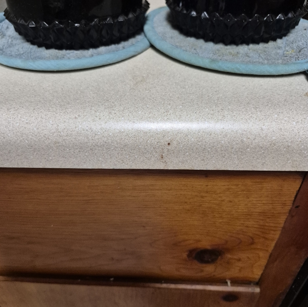 Black Tiara Bowls
